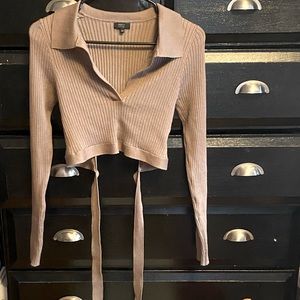 Long sleeve top with ties